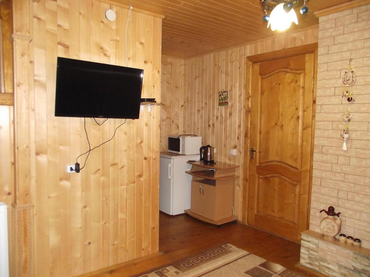 ירמכה Guesthouse U Dida Viktora מראה חיצוני תמונה